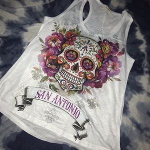 White sugar skull tank